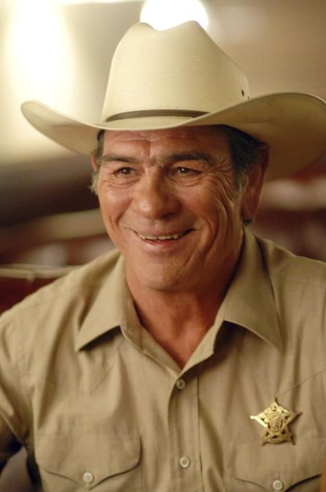 Tommy Lee Jones Tommy Lee Jones Movies, Tommy Lee Jones, Charles Bronson, Western Film, Mel Gibson, Tommy Lee, Best Supporting Actor, Red Skull, Cowboy Style