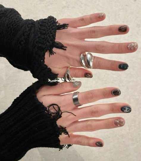 Hands With Rings, Mens Nails, Odaiba, Silver Nails, Sirius Black, Marauders Era, Funky Nails, Dream Nails, Mode Inspo