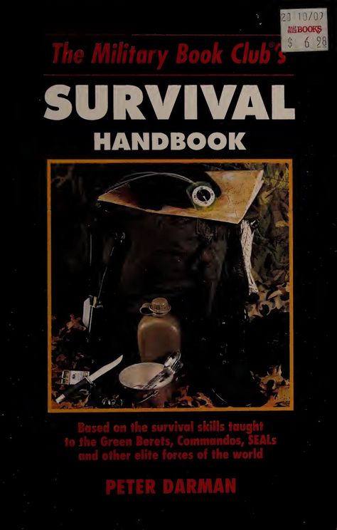 Free Survival Pdf, Self Defence Training, Survival Books, Green Beret, Future Fashion, Survival Skills, First Aid, Saving Lives, Internet Archive