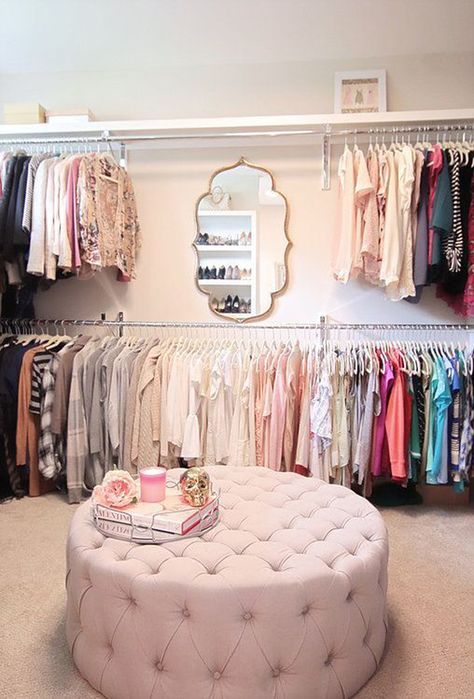 Modern Closet Ideas, Spare Bedroom Closets, Spare Room Closet, Dream Closet Design, Modern Closet, Wardrobe Room, Closet Room, Closet Decor, Interior Decorator