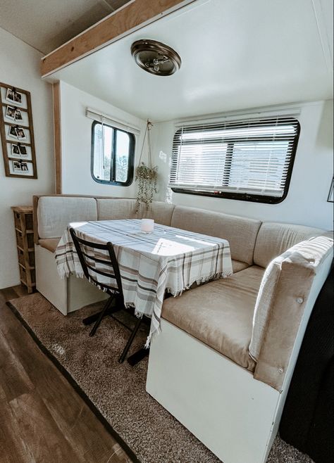 Camper Renovation Dinette, U Shaped Camper Dinette, Camper U Shaped Dinette Redo, Camper Seating Ideas, Rv U Shape Dinette Remodel, U Shaped Dinette Rv Makeover, Camper Dining Booth Remodel, Camper Dinette Ideas, Camper Dinette Remodel