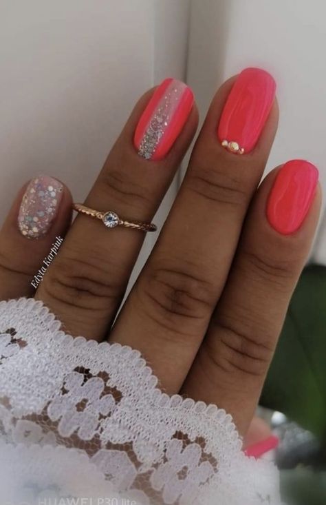 Pink Glitter Nails With Design, Neon Nails Glitter, Neon And Glitter Nails, Neon Glitter Nails Summer, Neon Nails With Glitter, Cute Neon Nails Summer, Neon Pink Nails With Glitter, Summer Nails With Glitter, Hybrid Nails Inspiration