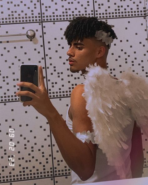 Angel Halloween Costumes Men, Angel Costume Men, Weird Men, Angel Cosplay, Angel Halloween Costumes, Angel Man, Angel Costume, Best Rapper Alive, Halloween Men