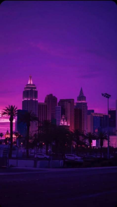 Purple Night Aesthetic Wallpaper, Purple City Aesthetic Wallpaper, Dark Purple City Aesthetic, Purple World Aesthetic, Night Aesthetic Purple, Dark Purple Pictures, Purple Night Aesthetic, Purple City Aesthetic, Purple Aesthetic Backgrounds