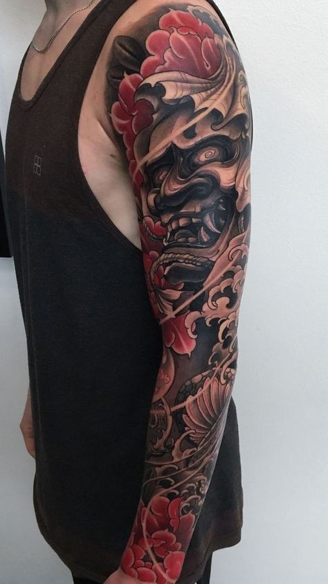 Chi Tattoo, Tato Irezumi, Traditional Japanese Tattoo Sleeve, Samurai Tattoo Sleeve, Bodysuit Tattoos, Traditional Japanese Tattoo Designs, Japanese Tattoos For Men, Mangas Tattoo, Yakuza Tattoo