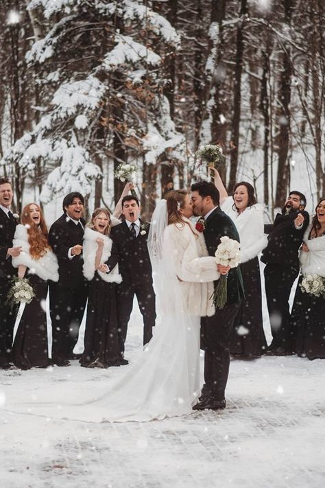 Outdoor Winter Wedding Bridesmaids, Vermont Winter Wedding, Winter Wedding New England, Winter Wedding Party, Winter Wedding Attire, Snowy Winter Wedding, Vermont Winter, Winter Wedding Bridesmaids, Outdoor Winter Wedding