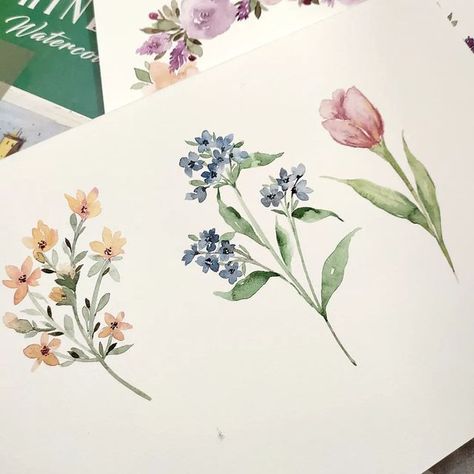 Watercolor Flower Composition, What To Paint, Watercolour Florals, Loose Watercolor Flowers, Japanese Watercolor, Watercolor Beginner, Watercolor Lettering, Watercolor Bouquet, Watercolour Inspiration