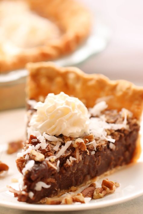 German Chocolate Cream Pie German Chocolate Pie, Caramel Cheesecake Bars, German Chocolate Pies, Berry Cobbler Recipes, Chocolate Cream Pie Recipe, Chocolate Pie Recipes, Six Sisters Stuff, Six Sisters, Chocolate Cream Pie