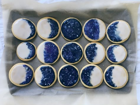 Celestial Party, Celestial Wedding Theme, Moon Cookies, Starry Night Wedding, Halloween Cookies Decorated, Halloween Sugar Cookies, Moon Party, Wedding Styled Shoot, Moon Wedding