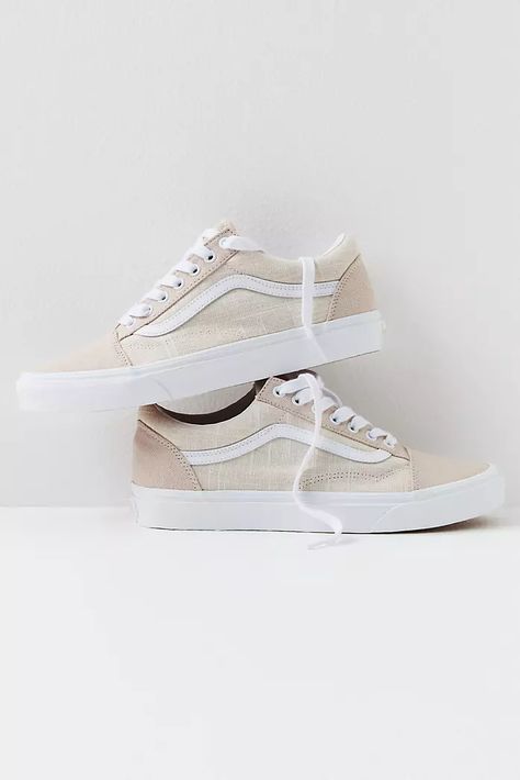 Beige Vans, Cute Vans, Vans Outfit, Boho Clothes, New Clothes, Vans Sneakers, Bohemian Fashion, Fall Shoes, Christian Clothing