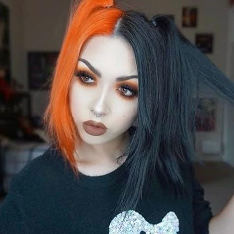 Orange And Black Split Dye, Black Split Dye Hair, Halloween Hair Dye, Split Dye Hair, Nails Goth, Split Dye, Split Dyed Hair, Witchy Nails, Cute Hair Colors