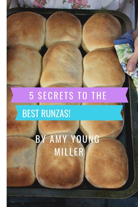 Runzas Recipe Easy, Keto Runza Recipe, Runza Recipe With Sauerkraut, Runza Dough Recipe, Homemade Runza Recipe, Runza Filling Recipe, Runza Dough Bread Machine, Best Bierocks Recipe, Bierox Recipe