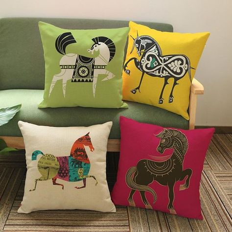 IDEAS TO REDECORATE YOUR LIVING ROOM. – In-house designer Bedsheet Painting, Cozy Cushions, Fancy Cushions, Crochet Cushion Pattern, Hand Painted Pillows, Cushion Embroidery, Fabric Painting On Clothes, Fabric Paint Designs, Pillow Inspiration