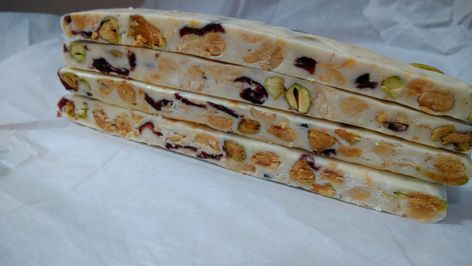 Nougat Recipe With Marshmallows Marshmallow Nougat Recipe, Marshmallow Nougat, Recipe With Marshmallows, Nougat Candy, Nougat Recipe, Best Carrot Cake, Candy Recipe, Recipes With Marshmallows, Be Soft