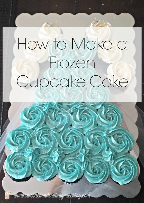 How to Make a Frozen Cupcake Cake Easy Diy Frozen Cake, Frozen Cupcake Cake Pull Apart, Elsa Pull Apart Cupcakes, Elsa Cupcake Cake, Diy Elsa Cake, Princess Cupcake Ideas, Elsa Cupcakes Ideas, Frozen Cupcake Ideas, Elsa Cupcakes