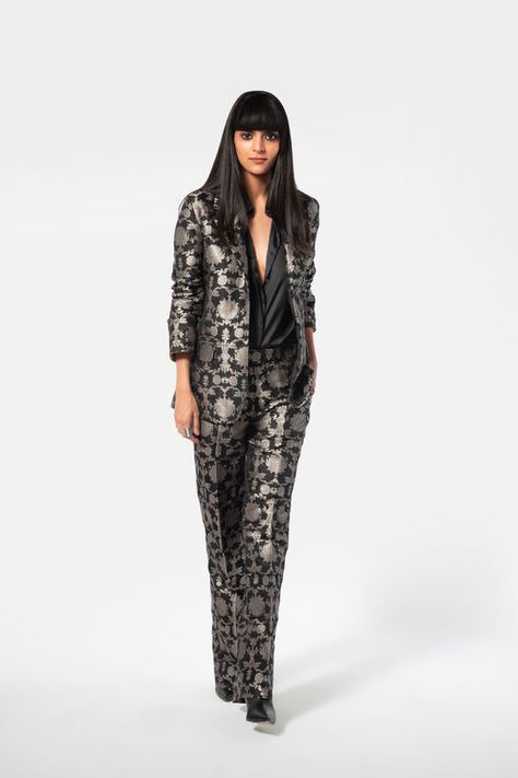 New in | PAYAL KHANDWALA™ Blazer Set Outfit, Brocade Blazer, Brocade Suits, Silk Pant Suit, Pant Suits For Women, Mother Of Bride Outfits, Silk Coat, Notes Style, Blazer Set