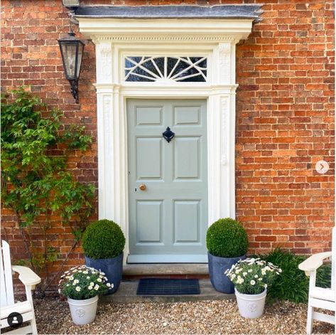 Best Front Door Colors, Best Front Doors, Green Front Doors, Orange Door, Beautiful Front Doors, Orange Brick, Front Door Paint Colors, Door Colors, Door Paint Colors