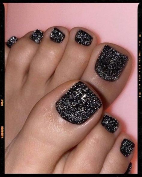 Top 18 Black Toe Nails Designs to Express Elegance In Simplicity Pedicure White Toenails, Black Glitter Pedicure, Pedicure White, Toe Nails Designs, Glitter Pedicure, Sparkly Toe Nails, Glitter Toe Nails, Black Toe Nails, Camo Nails