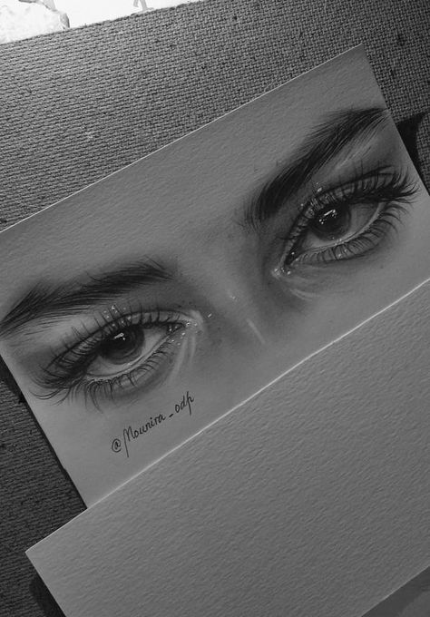 Portrait Drawing Tips, Satirical Illustrations, Pencil Portrait Drawing, Realistic Pencil Drawings, Boho Art Drawings, Eyes Artwork, Animation Art Sketches, Eye Painting, Art Diary