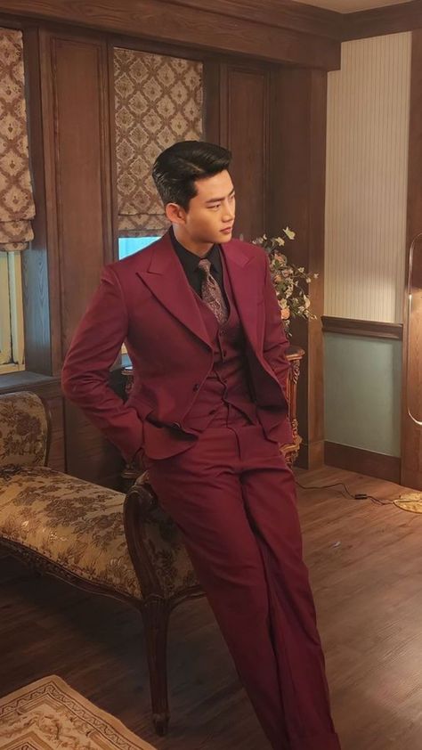 Vincenzo Fashion, Fine Actors, 2pm Kpop, Red Chrysanthemum, Captain America Suit, Maroon Suit, Lee Soohyuk, Ok Taec Yeon, Ok Taecyeon