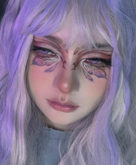 #douyin #makeup #inspo Anime Eye Makeup, Butterfly Makeup, Douyin Makeup, Ethereal Makeup, Unique Makeup, Fairy Makeup, Eye Makeup Designs, Universal Language, Edgy Makeup