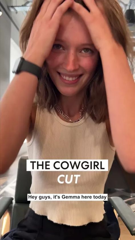 The Cowgirl Cut - Have you seen this new trending Bob? – Hershesons Cowgirl Cut Hair, Cowgirl Bob Hair, Hershesons Hair, Cowgirl Bob, Cowgirl Cut, Cowgirl Hair, Wavy Style, Hair Clothes, Black Friday Shopping