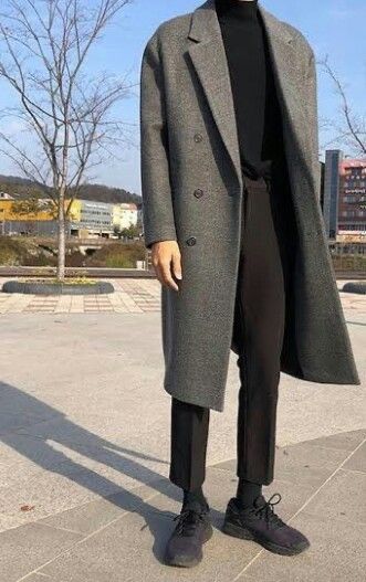 Outfits With Trench Coats Men, Charcoal Overcoat Men, Turtle Neck And Trench Coat, Trench Coat Suit Men, Coat Outfit Aesthetic Men, Grey Long Coat Outfit Men, Black Turtleneck Outfit Men Aesthetic, Korean Male Outfits Formal, Korean Trench Coat Outfit Men