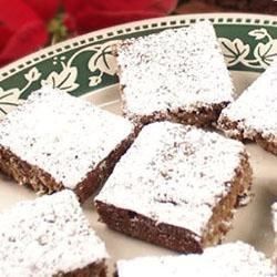 These bar cookies make fabulous holiday gifts. Serve them on Christmas Eve with hot buttered rum.  If you desire a cake textured cookie, use an 8x8 inch square pan. Pecans can be substituted for walnuts. Snowball Cookie Recipe, Hot Buttered Rum, Snowball Cookies, Big Cookie, Holiday Eating, Bar Cookies, Xmas Cookies, Cookies Recipes Christmas, Holiday Baking