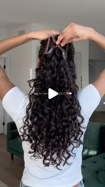 𝐌𝐈𝐊𝐀𝐘𝐋𝐀 on Instagram: "Should I start posting curly hair videos here🥹💕? 

#curlyhair #curls #curlyhairinspo #hairtutorial" Dry Curly Hair, Curly Hair Videos, Curly Girl Hairstyles, Curly Girl, Curly Hairstyles, Hair Videos, Hair Tutorial, Hair Inspo, Girl Hairstyles