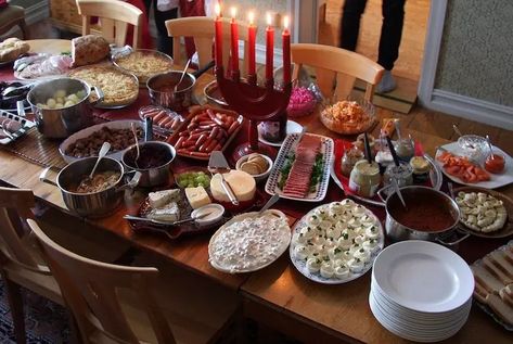 What is a Swedish smörgåsbord? - Routes North Swedish Christmas Traditions, Sweden Christmas, Traditional Christmas Food, Foods From Around The World, Yule Goat, Creamy Mustard Sauce, Spiced Wine, Beetroot Salad, Christmas Foods