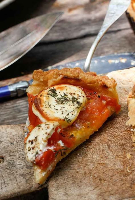 Fresh Tomato Tart Recipe Tart Recipes Savory, Tomato Tart Recipe, Savory Tarts, Tart Dough, Sweet Pies, David Lebovitz, French Recipes, Tomato Tart, Sliced Bread