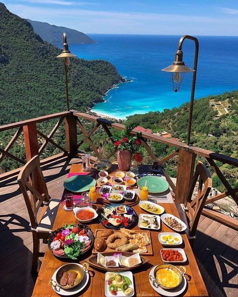 Ready for breakfast with a view in Muğla, Turkey?? Enjoy this view from southwestern Turkey on the Aegean Sea, known as the Turquoise Coast. For a beautiful breakfast in Turkey, contact ToaD at vacations@travelonadream.com to book today!!! #travelonadream #breakfastwithaview #Turkey #turquoisecoast #ToaD #adventureawaits Turkey Coast, Breakfast On The Beach, Turkey Beach, Turkey Breakfast, Summer Breakfast, Brunch Table, Romantic Table, Beautiful Places To Visit, Pretty Places