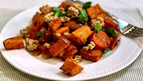 Joy Bauer's Mango-Cashew Coleslaw Recipe Roasted Sweet Potato Salad, Joy Bauer Recipes, Caramelized Carrots, Sweet Potato Salad, Joy Bauer, Roasted Sweet Potato, Salad With Sweet Potato, Healthy Meal Plans, Roasted Sweet Potatoes