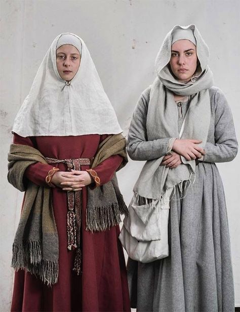 Anglo Saxon Dress, Anglo Saxon Womens Clothing, Saxon Clothing, Early Medieval Clothing, Dark Ages Clothing, 11th Century Clothing, Anglo Saxon Clothing, Saxon History, Medieval Fantasy Clothing