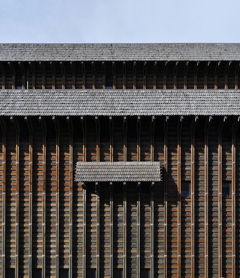 Hans Christian Hansen - Svanemølle Koblingsstation (electrical distribution facility), Copenhagen 1968. The timber cladding also served as the formwork for the concrete interior. Architect: Svanemølle Koblingsstation, Copenhagen Architecture Today, Concrete Interiors, Timber Architecture, Building Costs, Wood Architecture, Timber Structure, Timber Cladding, Hans Christian, Facade Architecture