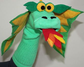 Handmade Green Dragon Couture Sock Puppet with Removable Fire Puppet Costume, Sock Puppet, Blue Mouse, Toilet Roll Craft, Puppets Diy, Magic For Kids, Luxury Socks, Sock Puppets, Egg Carton Crafts