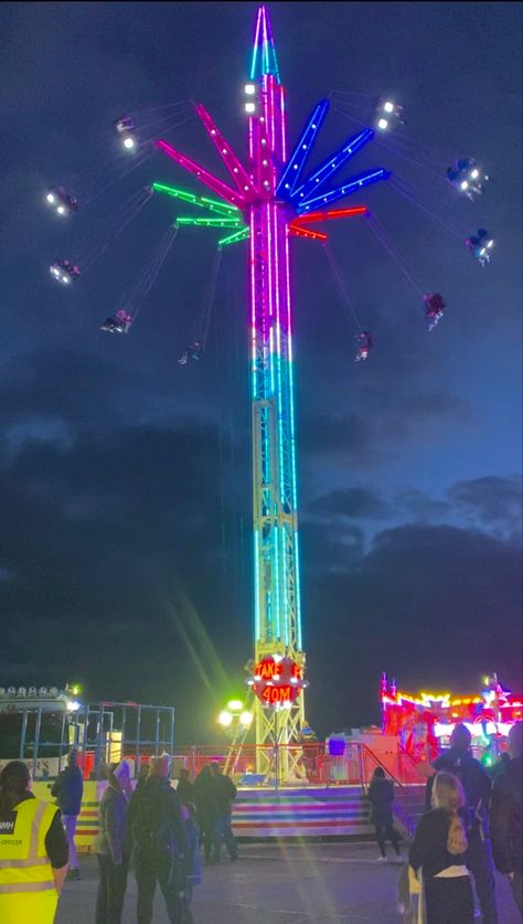 neon lights, led lights aesthetic, fair aesthetic Chipotle Menu, Fair Aesthetic, Carnival Aesthetic, Neon Carnival, Mcdonalds Fries, Carnival Lights, Fair Carnival, Thorpe Park, Night Mood