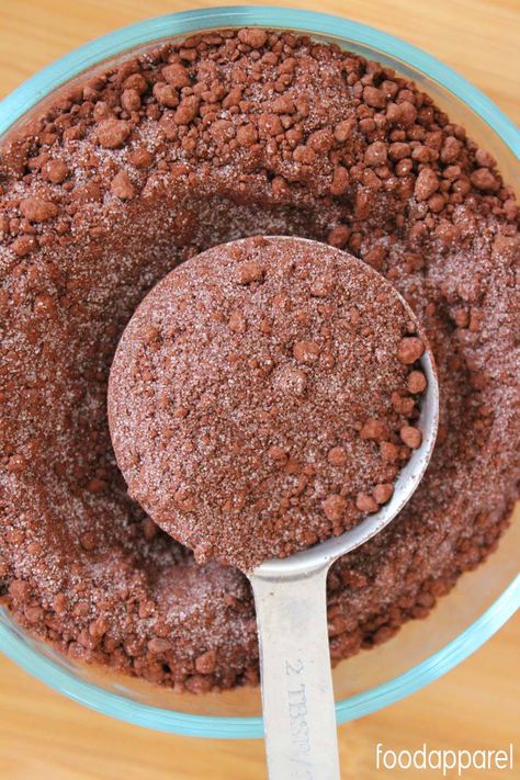 Hot Chocolate Mix Recipes Dry, Dressing Food, Hot Cocoa Mix Recipe, Hot Chocolate Mix Recipe, Gourmet Hot Chocolate, Homemade Hot Chocolate Mix, Diy Hot Chocolate, Homemade Hot Cocoa, Hot Chocolate Gifts