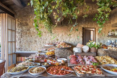 Trattoria Sull'Albero Restaurant | Tuscan cuisine | Borgo Santo Pietro Candle Lit Table, Borgo Santo Pietro, Hotels In Tuscany, Outdoor Dinner Parties, Picnic Hamper, Romantic Restaurant, Artisan Cheese, Fish And Meat, Fresh Meat