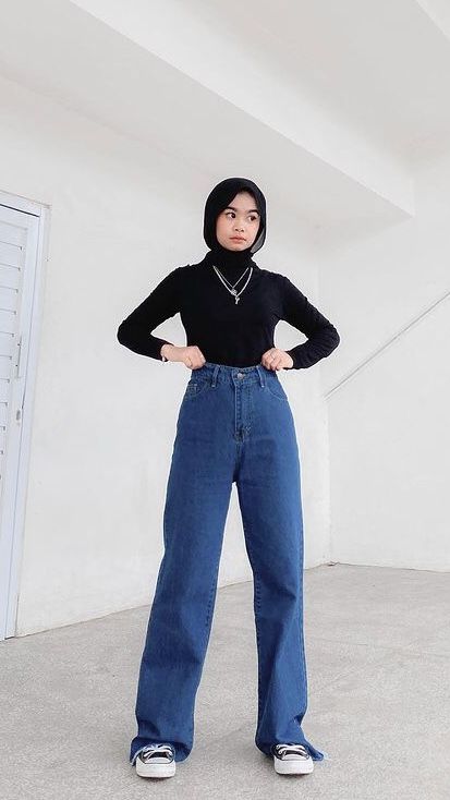 Navy Jeans Outfit, Outfit Ke Kampus, Outfit Kulot, Jeans Outfit Hijab, Hijab Fits, Celana Kargo, Black Ootd, Outfit Korean Style, Outfit Korean