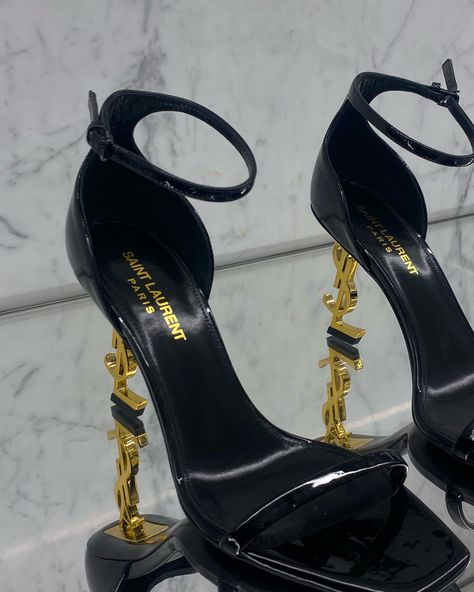 Designer YSL Gold & Black Heels Black And Gold Heels Prom, Gold Heels Prom, Black And Gold Heels, Ysl Gold, Heels Prom, Gold Heels, Designer Heels, Black Heels, Black And Gold