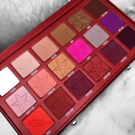 Red, bold, and unapologetically fierce! ✨ The Jeffree Star Blood Sugar palette is everything you need for that dramatic flair 😍 Available on Sale price ✅ Price on picture ✅Inbox / ORDER from the website Get an extra discount with code: new10 https://lavishta.com/?s=blood+suga&post_type=product&dgwt_wcas=1 Jeffree Star Palette, Jeffree Star Cosmetics, Sugar Rush, Jeffree Star, Beauty Room, Makeup Storage, Sale Price, Makeup Inspiration, Makeup Brushes