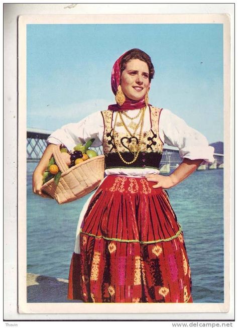 Vintage photograph of the Traje Domingar or Traje do Campo Kosovo I Metohija, Bulgarian Clothing, Portuguese Culture, Folk Dresses, European History, Folk Costume, My Heritage, Traditional Dress, Traditional Clothing