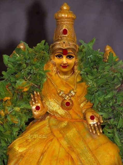 Mahalakshmi Goddesses Hd Wallpaper, Lakshmi Photos, Lord Durga, Saraswati Goddess, Hindu Rituals, Goddess Sculpture, Shakti Goddess, Durga Images, Lord Photo