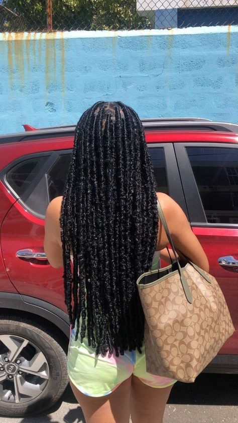 Soft Locs Lengths, Soft Locs Black, Amina Locs, Soft Locs Back Length, Soft Locs Mid Back Length, Soft Locs Bohemian, Hairstyles Back To School Black, Back To School Hairstyles Locs, Medium Length Soft Locs