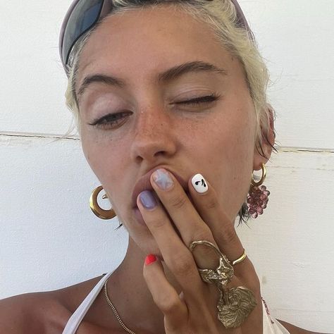 Iris Law 🧼🧊 on Instagram: "Solo in Italy ✨ the best time in the wurllll 🍨" Iris Law 2023, Iris Law Nails, Kendall Core, Iris Law, Hippie Nails, Classic Nails, Malibu Barbie, Nails Only, Star Nails