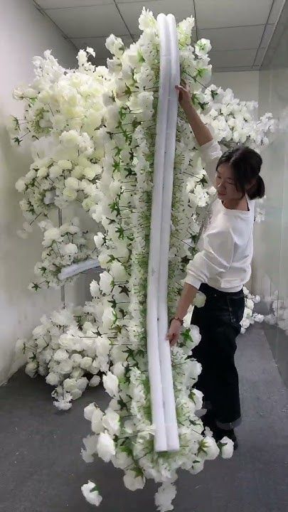 Backdrops For Wedding Ceremony, How To Hang Flowers On Backdrop, Diy Flower Arch Wedding, Church Decorations Wedding, Flower Runner Wedding, Hanging Flowers Wedding, Flower Garland Diy, Wedding Arch Backdrop, White Wedding Arch