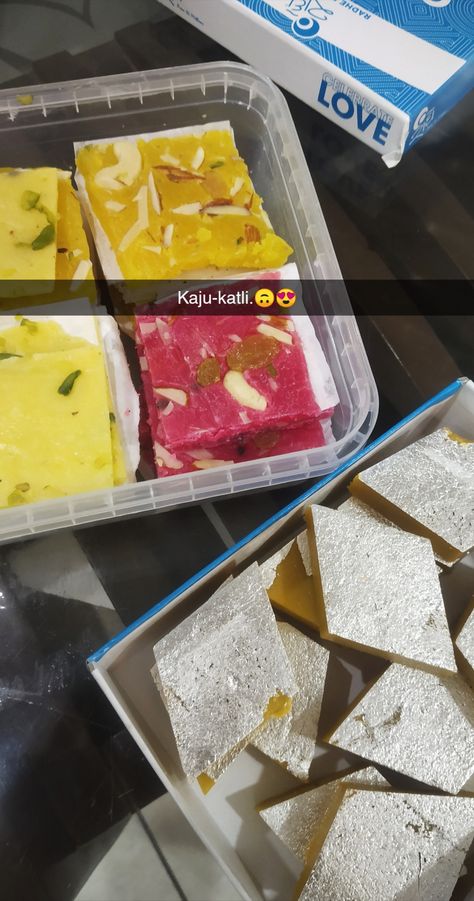 Sweets Diwali Snap, Holi Snaps Snapchat, Kaju Katli Snapchat, Kaju Katli Snapchat Story, Diwali Party Snapchat Story, Diwali Mithai Snap, Puranpoli Snap, Diwali Sweets Snapchat Story, Dawat Snapchat Story