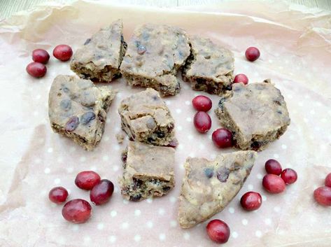 Slow Cooker Tea Loaf Cake with Cranberry and Ginger Old Fashioned Fruit Cake Recipe, Sticky Ginger Cake, Raspberry White Chocolate Cookies, Slow Cooker Fudge, Slow Cooker Cake, Chocolate Flapjacks, Mini Chocolate Chip Muffins, Cooker Cake, Tea Loaf