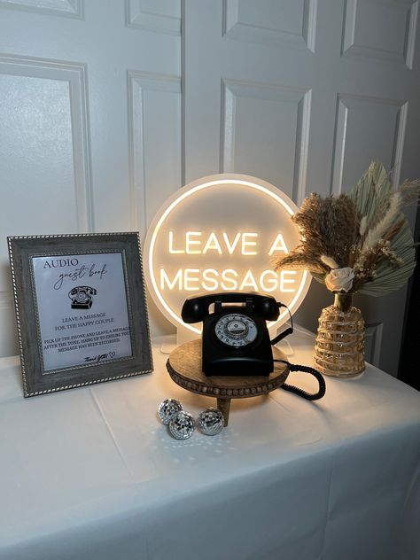 Wedding audio guestbook 
Vintage Phone Audio Guest Book Vintage, Audio Guest Book Wedding Table, Guest Book Table Decorations, Audio Phone Guest Book, Unique Wedding Decoration Ideas, Phone Guest Book, Wedding Phone Booth, Audio Guest Book Wedding, Wedding Ideas Unique